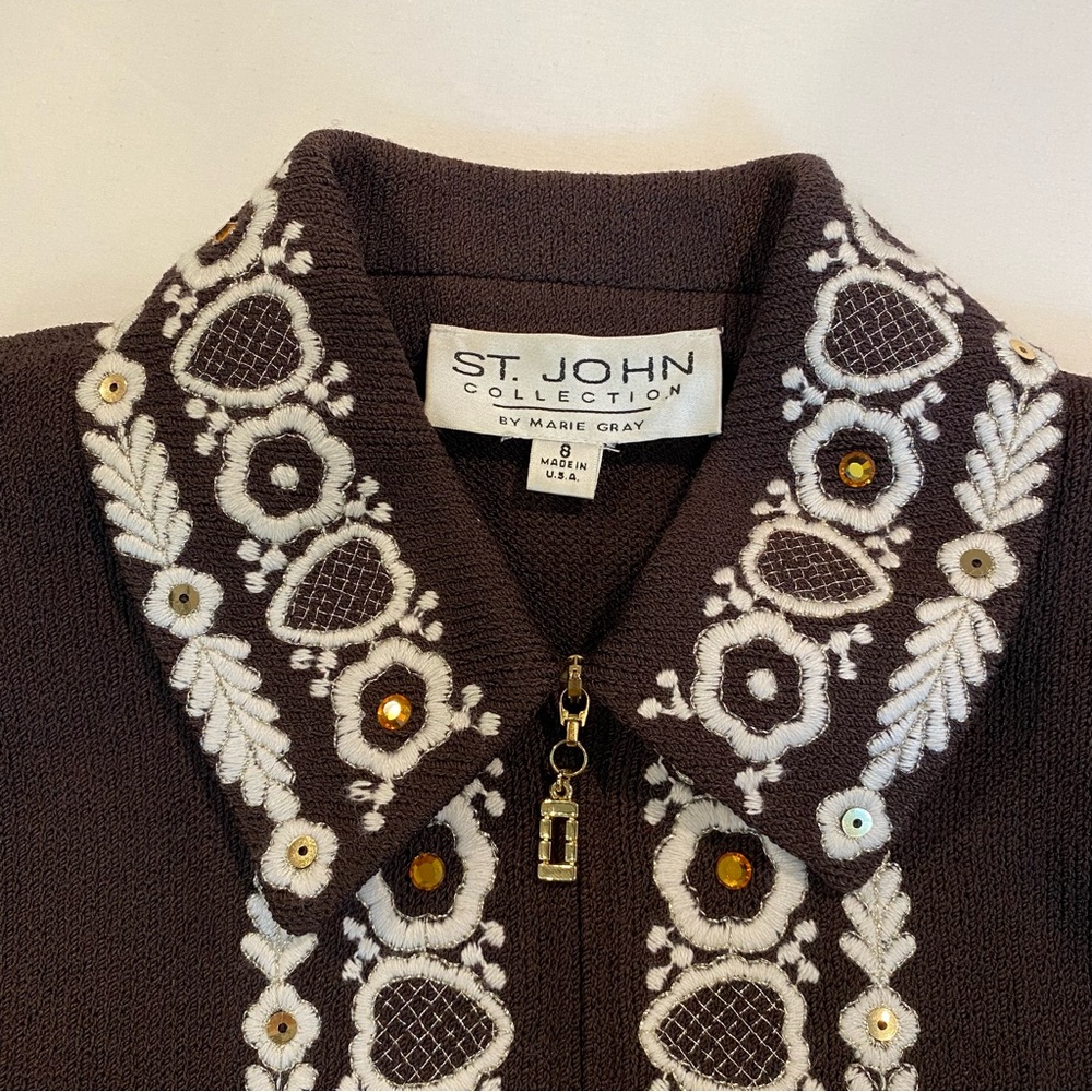 St. John Brown Skirt Set with White Embroidered Trim - Picture 4 of 13